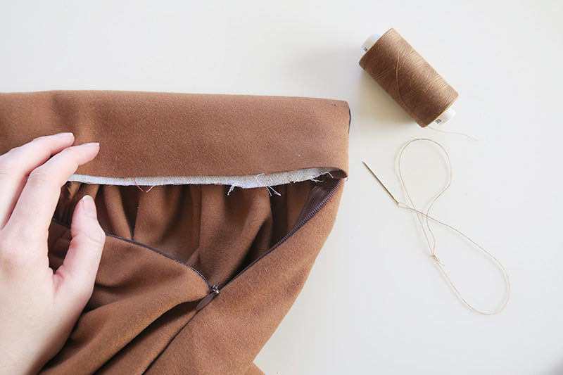 Raw waistband on the inside