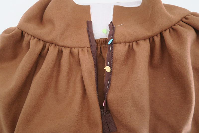 Place the right-hand side of the zip