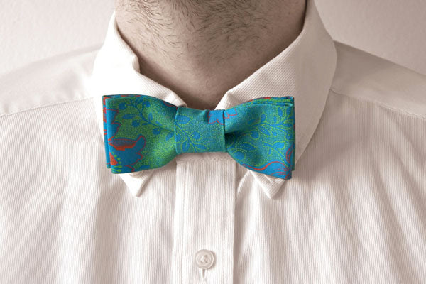 Bow tie
