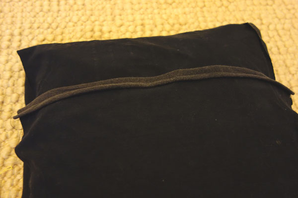 Fold tee over the cushion